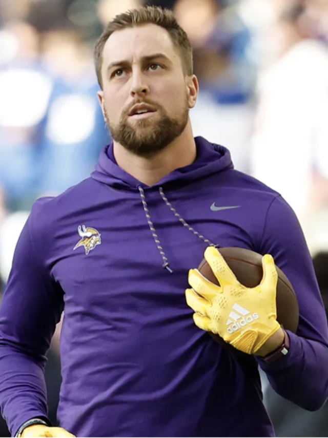 adam thielen contract